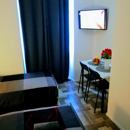 Zpula Center Studio Apartments Exteriör bild