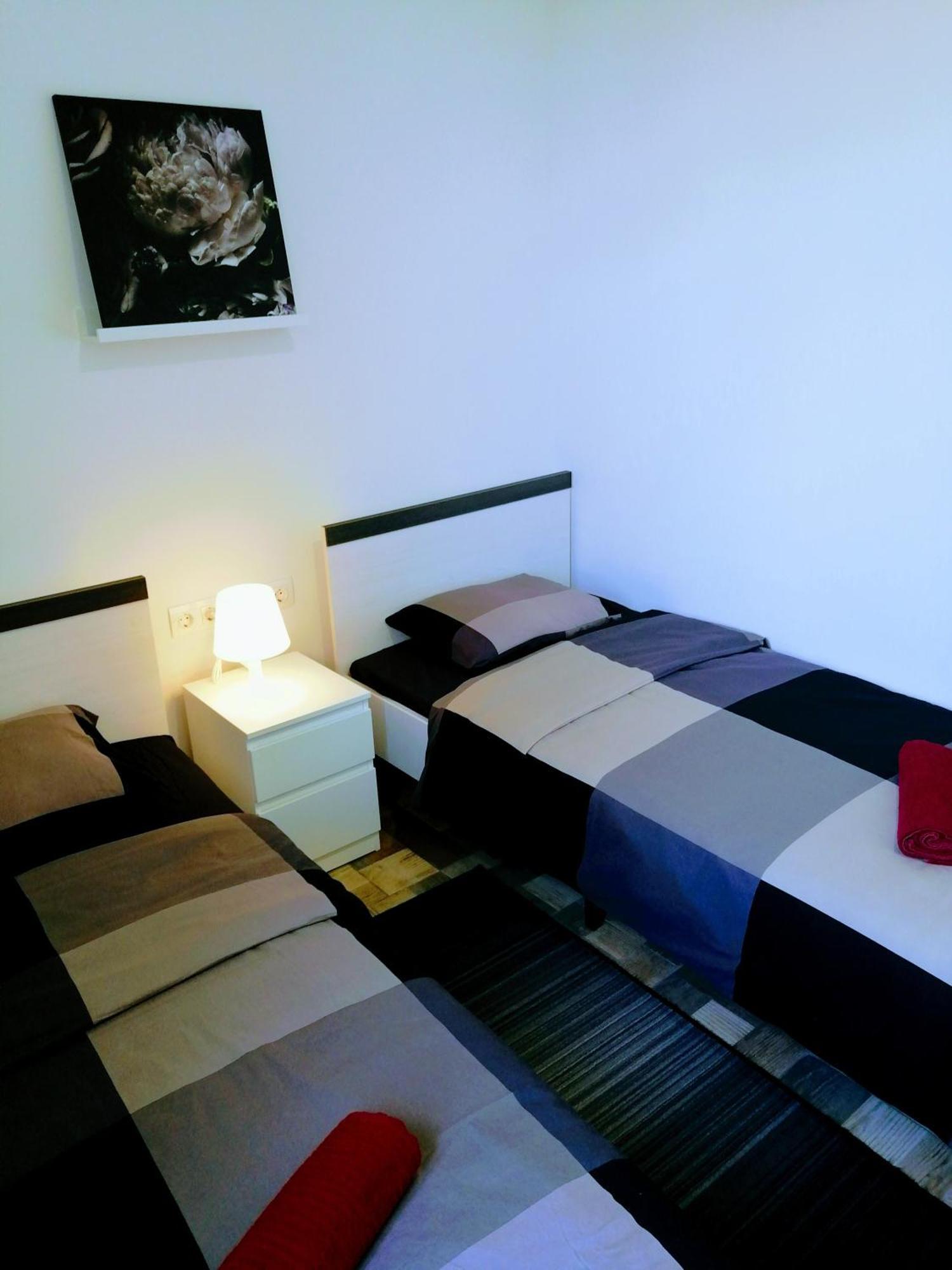 Zpula Center Studio Apartments Exteriör bild