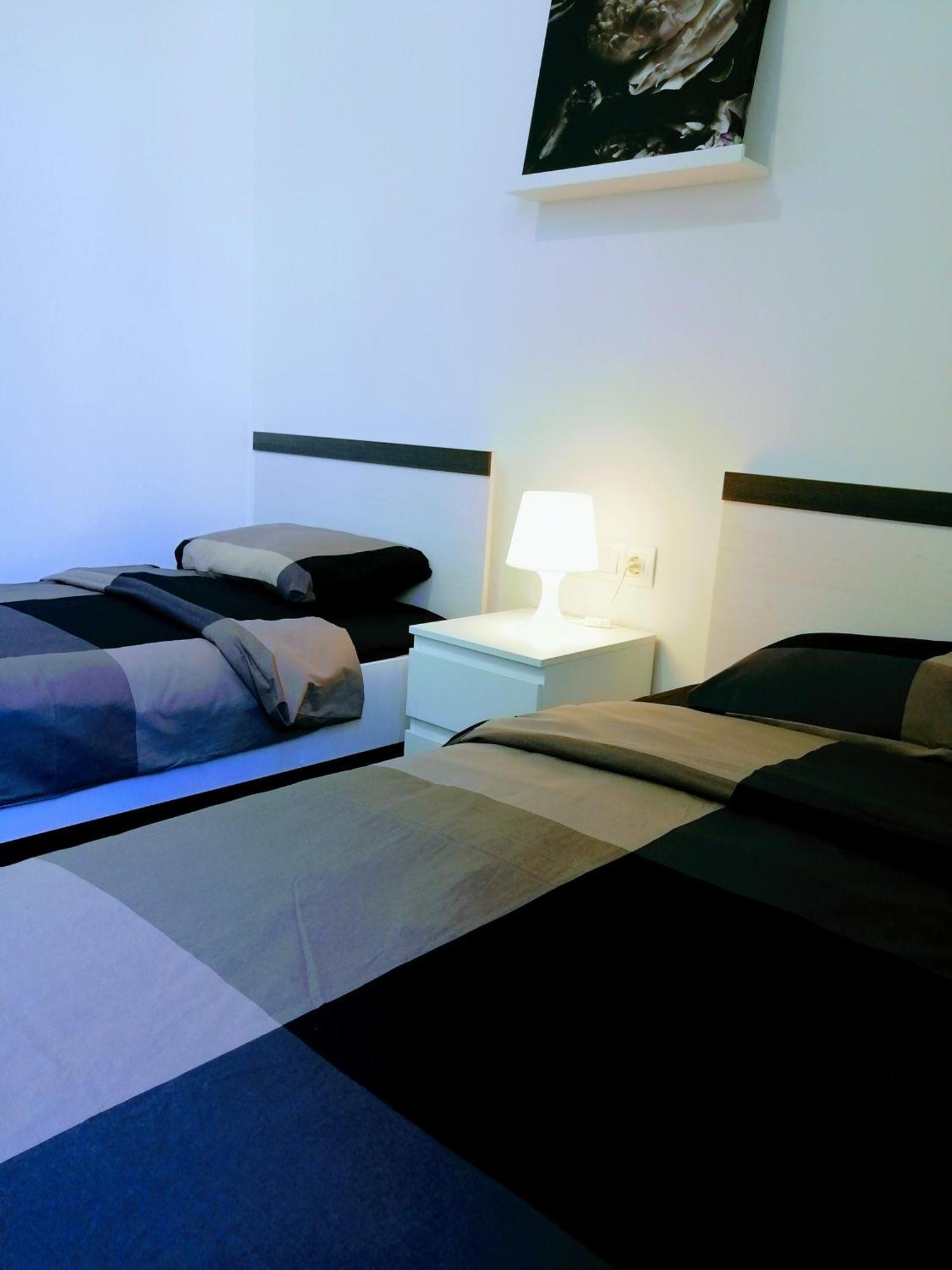 Zpula Center Studio Apartments Exteriör bild